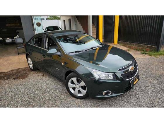 CHEVROLET CRUZE 1.8 LT 16V FLEX 4P AUTOMÁTICO CHEVROLET CRUZE 1.8 LT 16V FLEX 4P AUTOMÁTICO